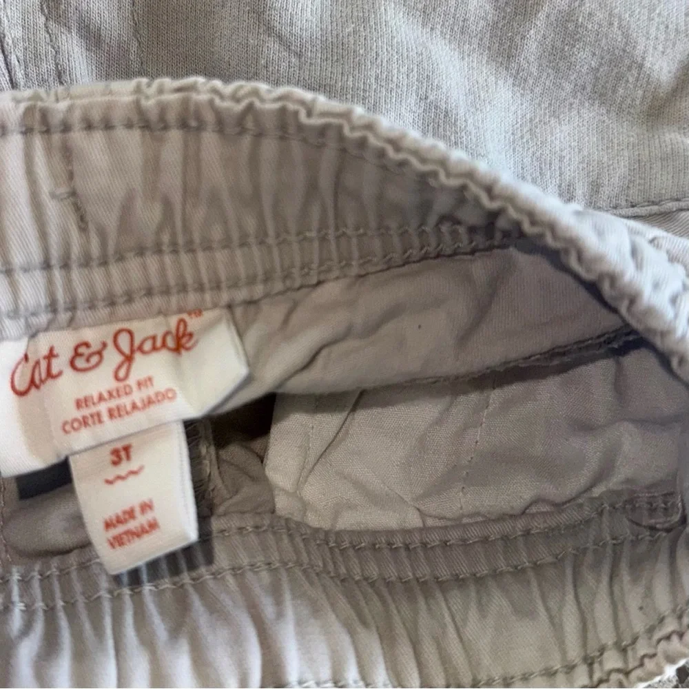 Cat & Jack l Light Gray Kids Jogger Pants l Boy’s Size: 3T - Picture 4 of 10